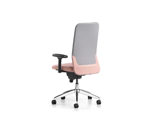 COMFY personel koltuğu, ACT 07 pembe oturum yüzeyi ve ACT 28 gri sırt yapısıyla modern çalışma alanlarında yumuşak, sade ve dengeli bir görünüm sunar.