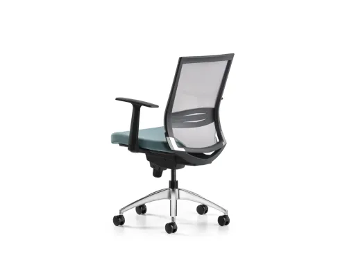 COZY ofis sandalyesi, FDR304 Irmak tonlu oturumu ve F505 gri file sırt yapısıyla modern çalışma alanlarına ferah ve dengeli bir görünüm sunar.